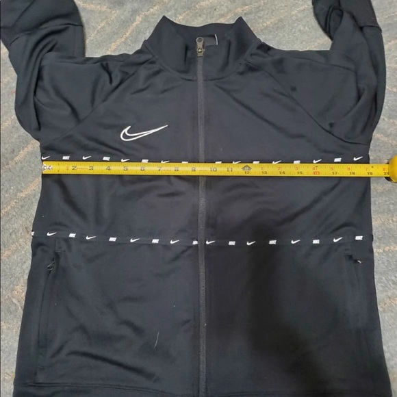 Nike Track Jacket - Picture 3 of 3